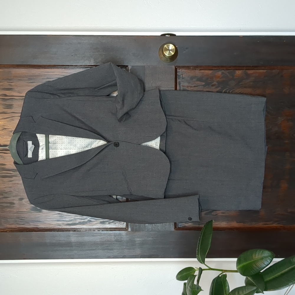 H&M | Women's Skirt Suit